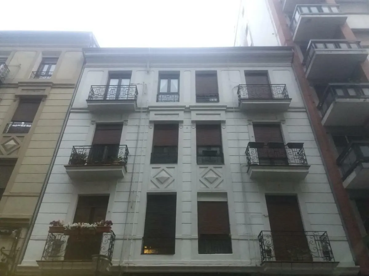 Apartment Between Old Town & Guggenheim!! Private Parking Bilbau Espanha