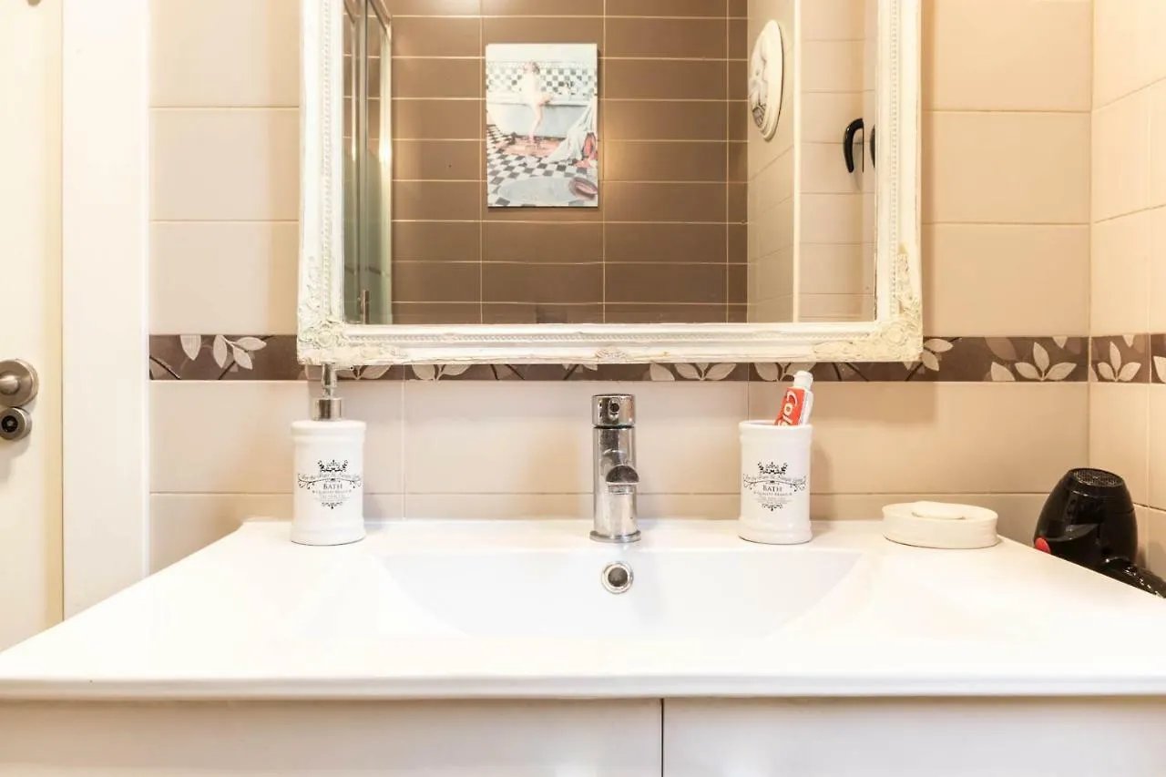 Apartment Between Old Town & Guggenheim!! Private Parking Bilbao